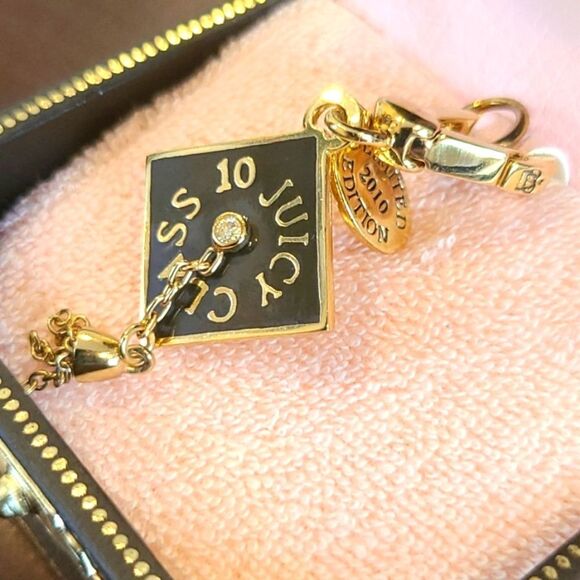 Juicy Couture Accessories - RARE Juicy Couture 2010 Graduation Cap Charm Neiman Marcus